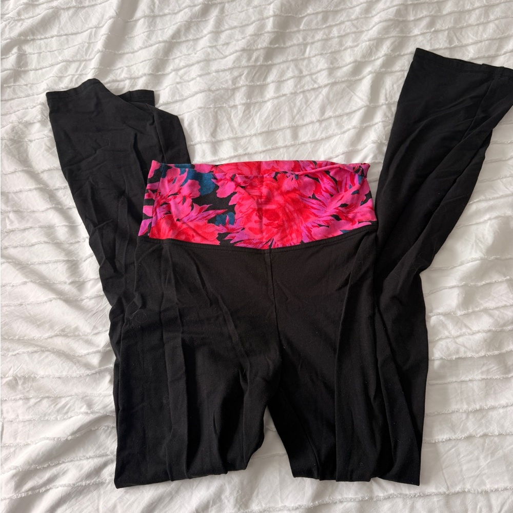 Victoria's Secret Black Leggings with Pink Floral Band